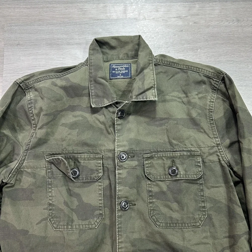 Abercrombie & Fitch Jacket Mens Small Green Camo Canvas Military Shacket‎